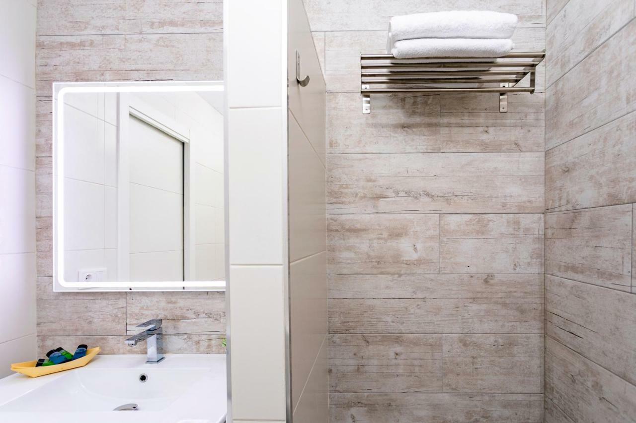 Oh Urban Suites Marbella Phòng bức ảnh